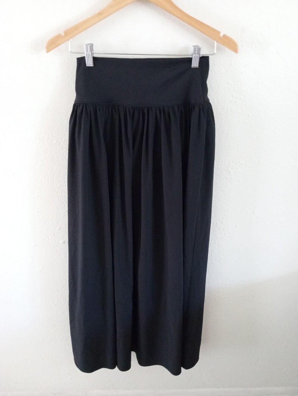 HALARA Breezeful High-Waisted Tummy Control Maxi Skirt In Black | S - Picture 6 of 7
